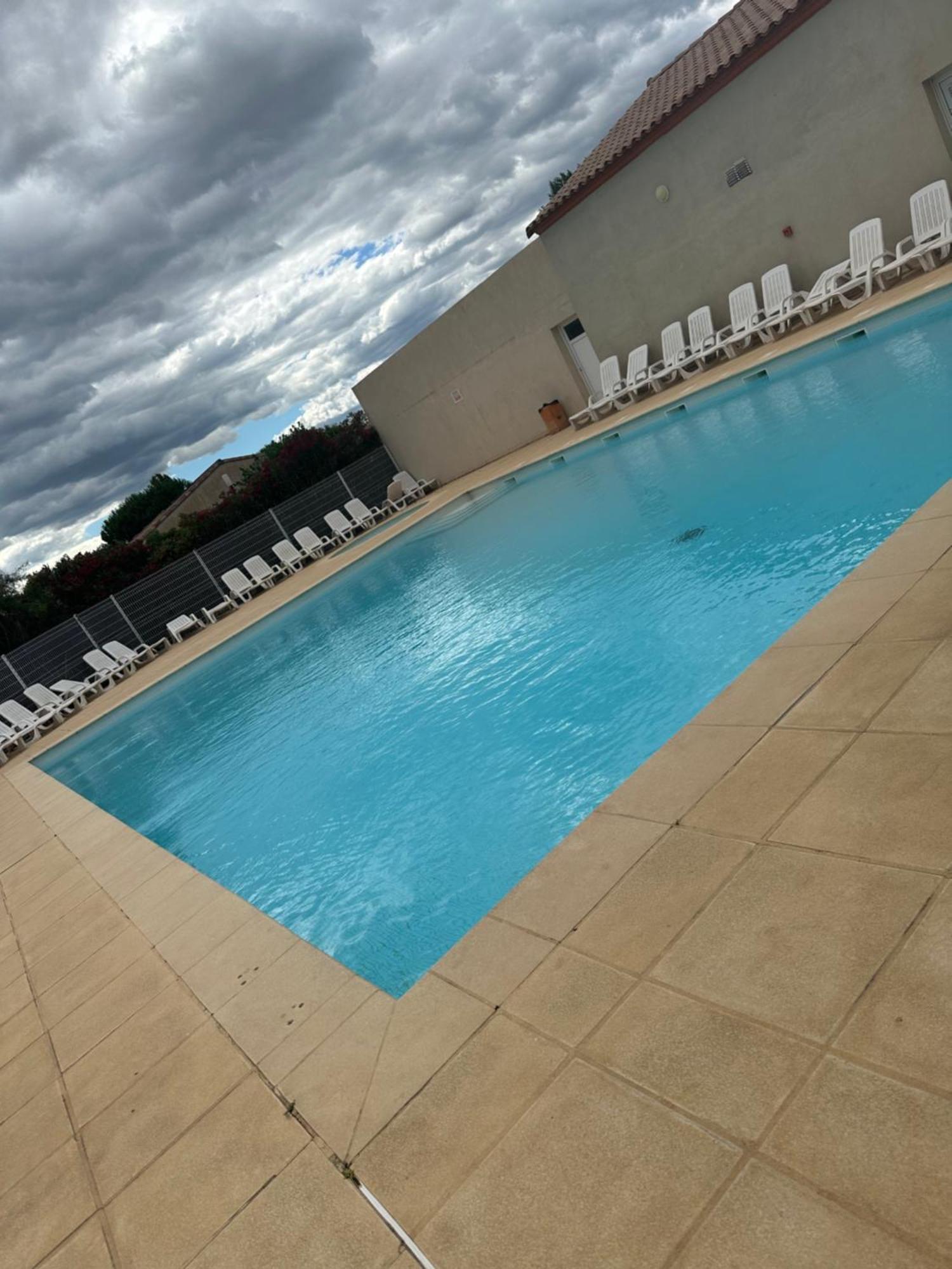 Maison Vacances Climatisee A 20 Minutes De La Mer Gallargues-le-Montueux Esterno foto